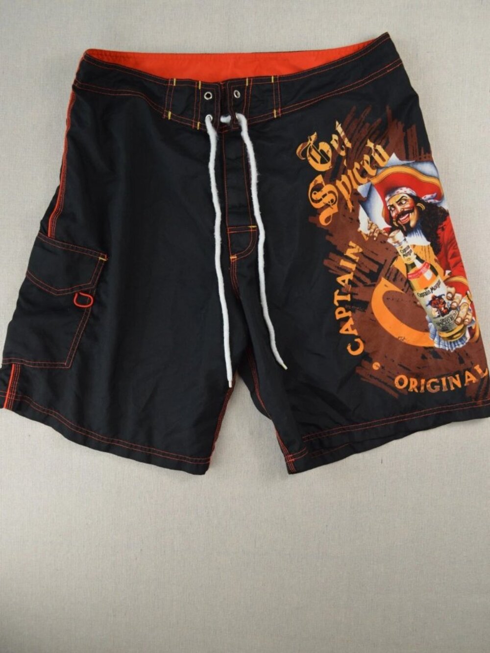 Captain Morgan Mens Black Red Graphic Board Swimwear Trunk Shorts Drawstring